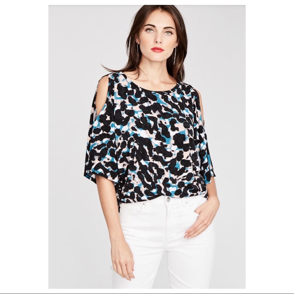 RACHEL Rachel Roy Abstract Cold Shoulder Top NWT